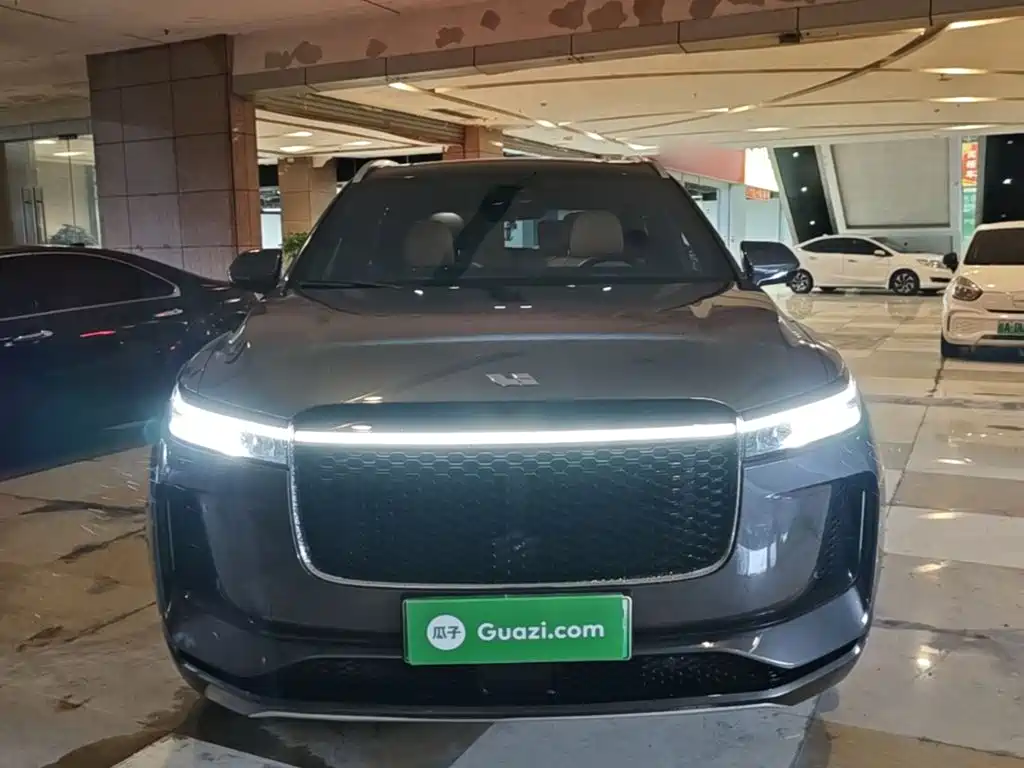 Li Auto ONE 2020 6 мест