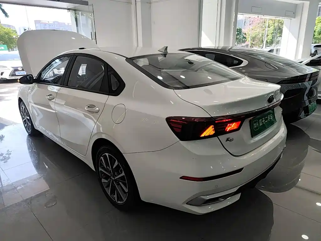 Kia K3 — миниатюра 5