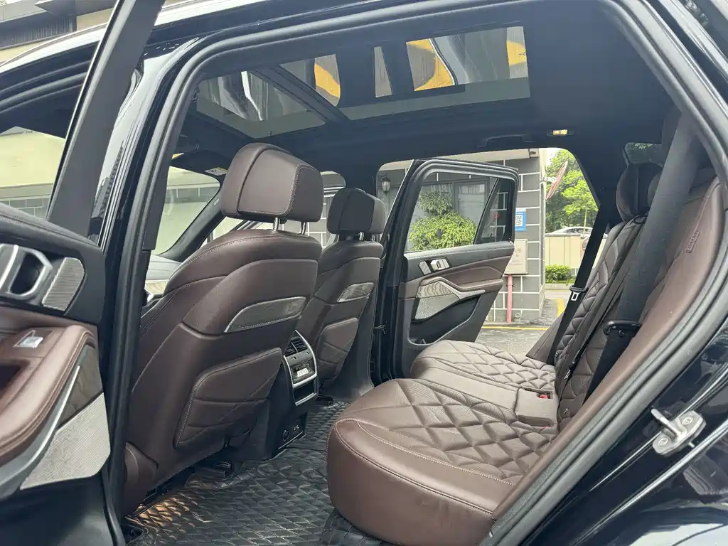 BMW X5 — миниатюра 11