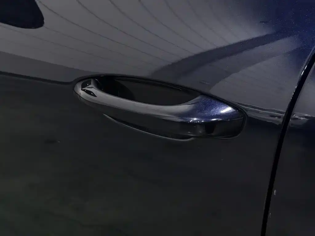 Porsche Macan — миниатюра 18