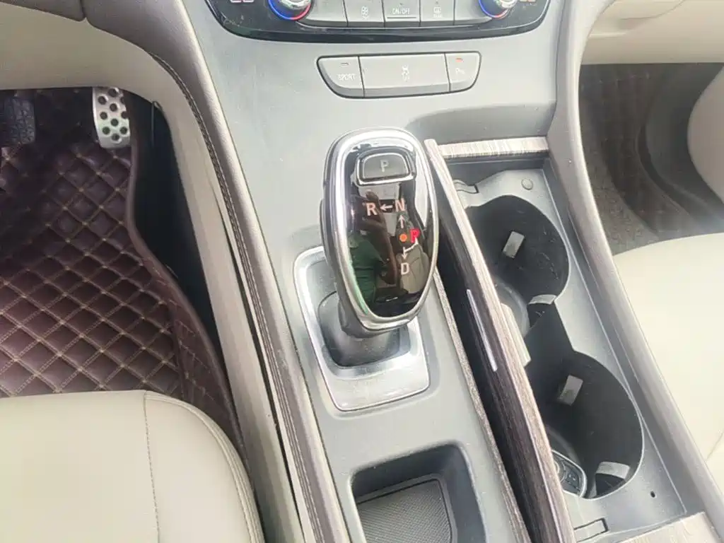 Buick LaCrosse — миниатюра 14