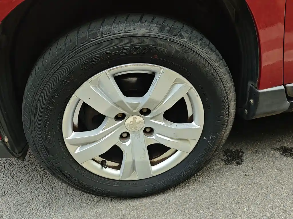 Peugeot 2008 — миниатюра 11