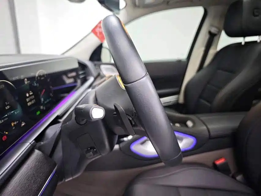 Mercedes-Benz GLE (Import) — миниатюра 6