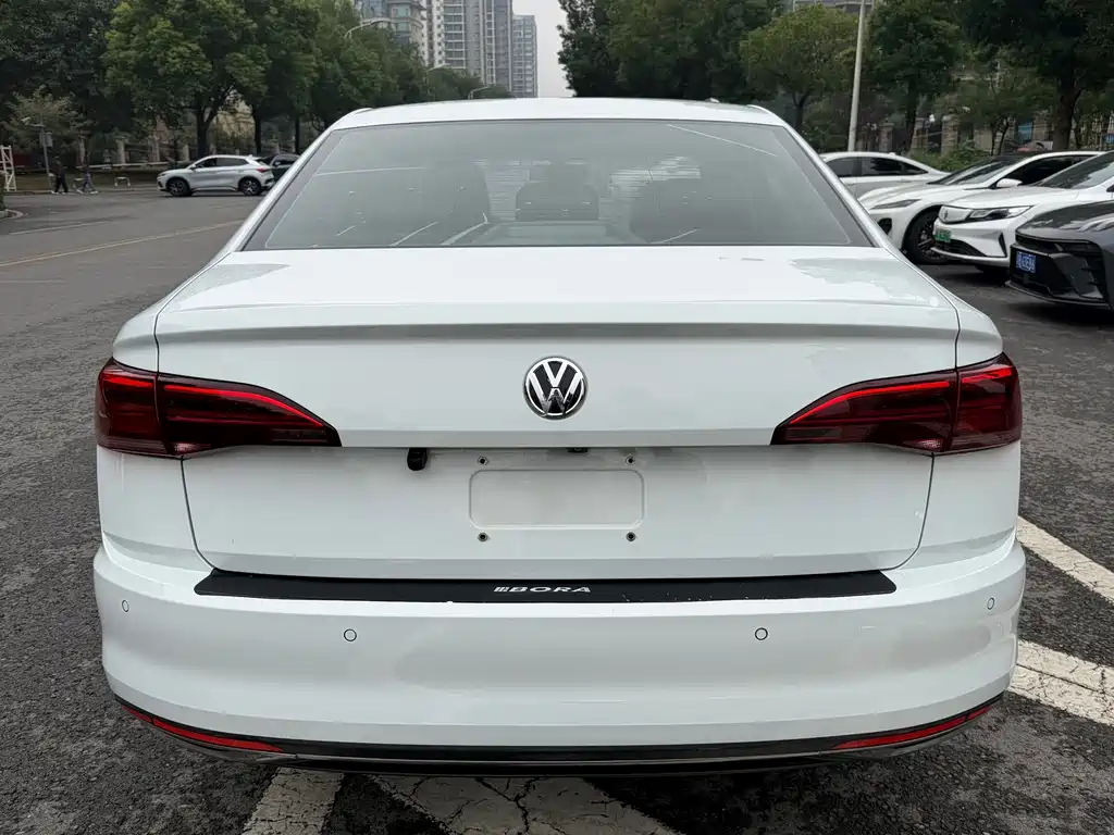 Volkswagen Bora — миниатюра 4