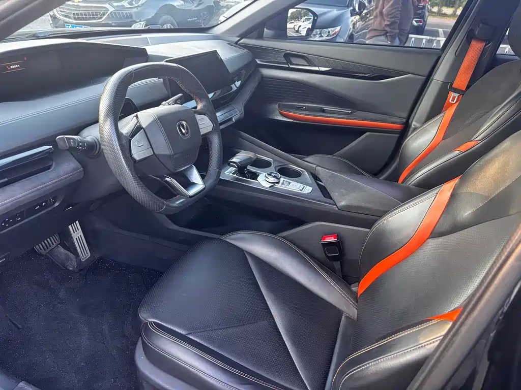 Changan UNI-V — миниатюра 8
