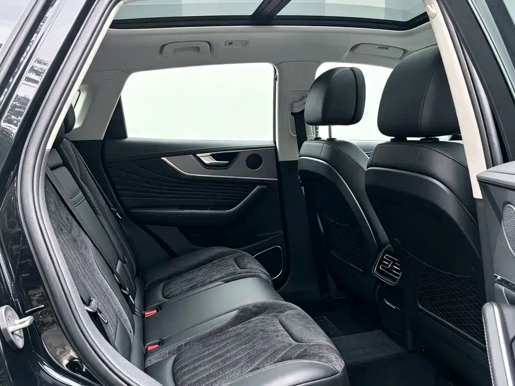Hongqi Hongqi HS5 — миниатюра 12