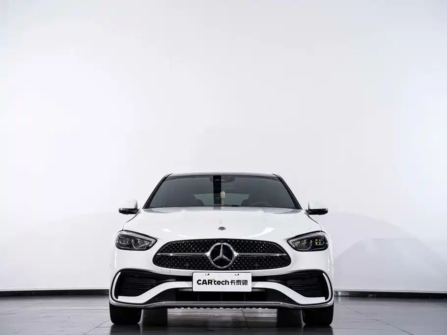 Mercedes-Benz C-Class — миниатюра 4