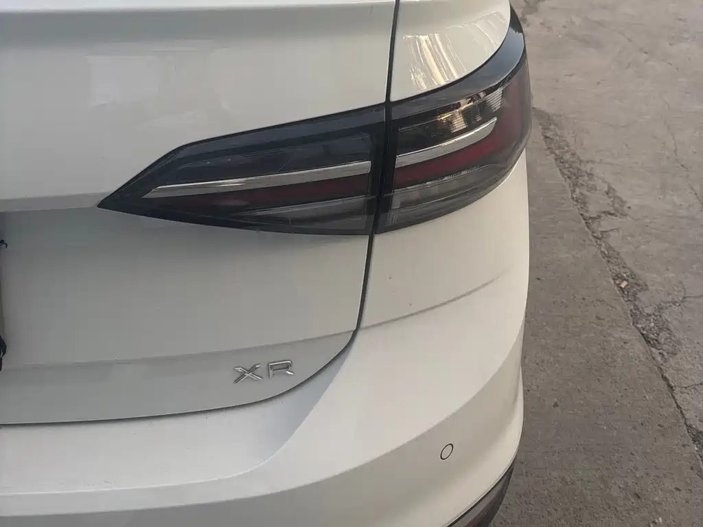 Volkswagen Lavida — миниатюра 5