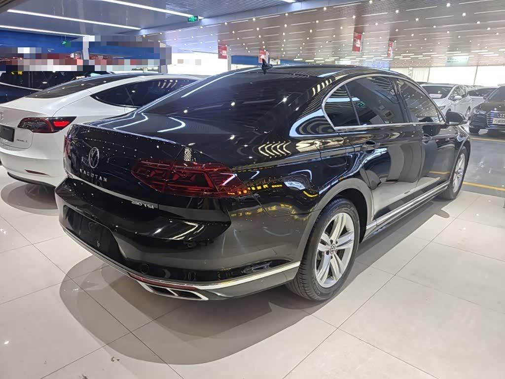 Volkswagen Magotan 1.4 л 2024 г. Чёрный, пробег 19500 км