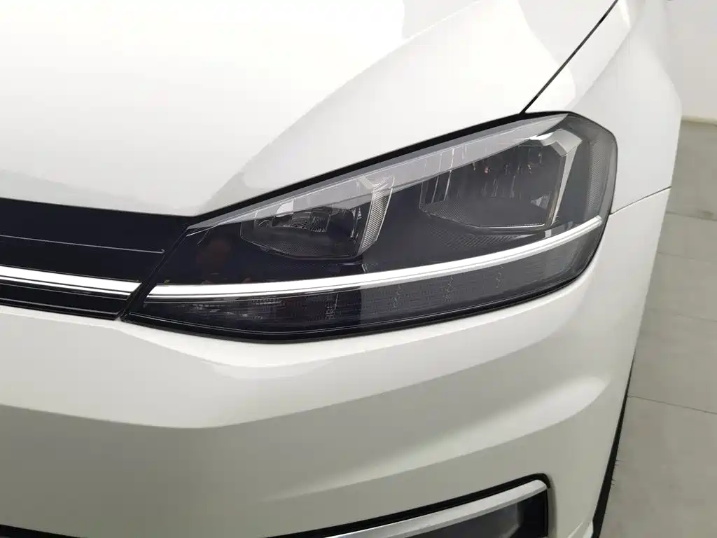Volkswagen Golf — миниатюра 7