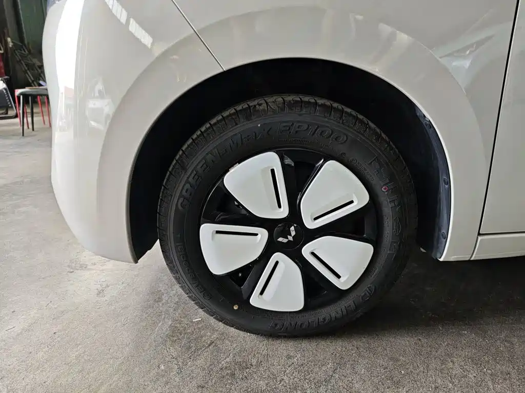 Wuling MINIEV — миниатюра 23