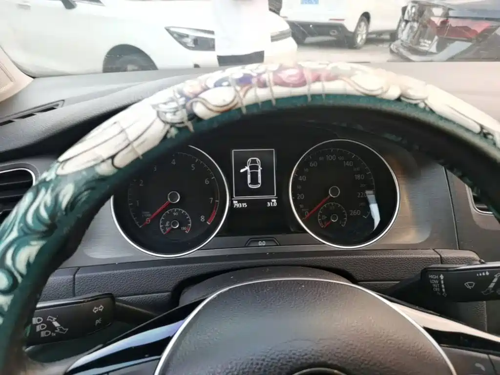 Volkswagen Golf — миниатюра 8