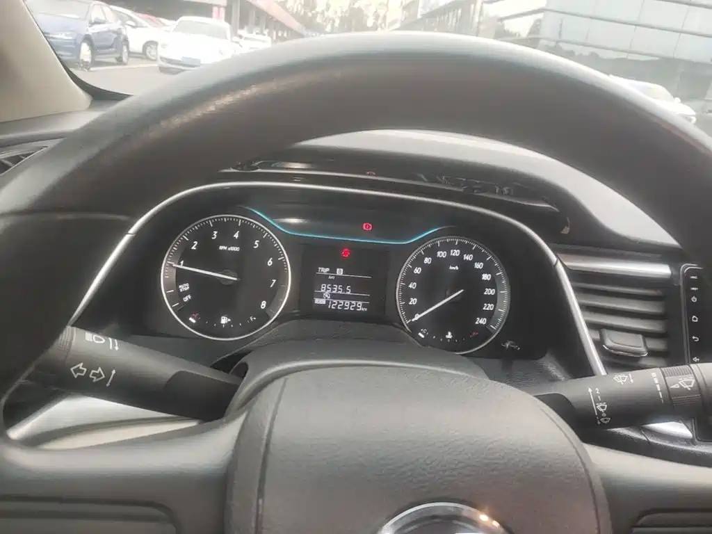 Buick Excelle — миниатюра 12