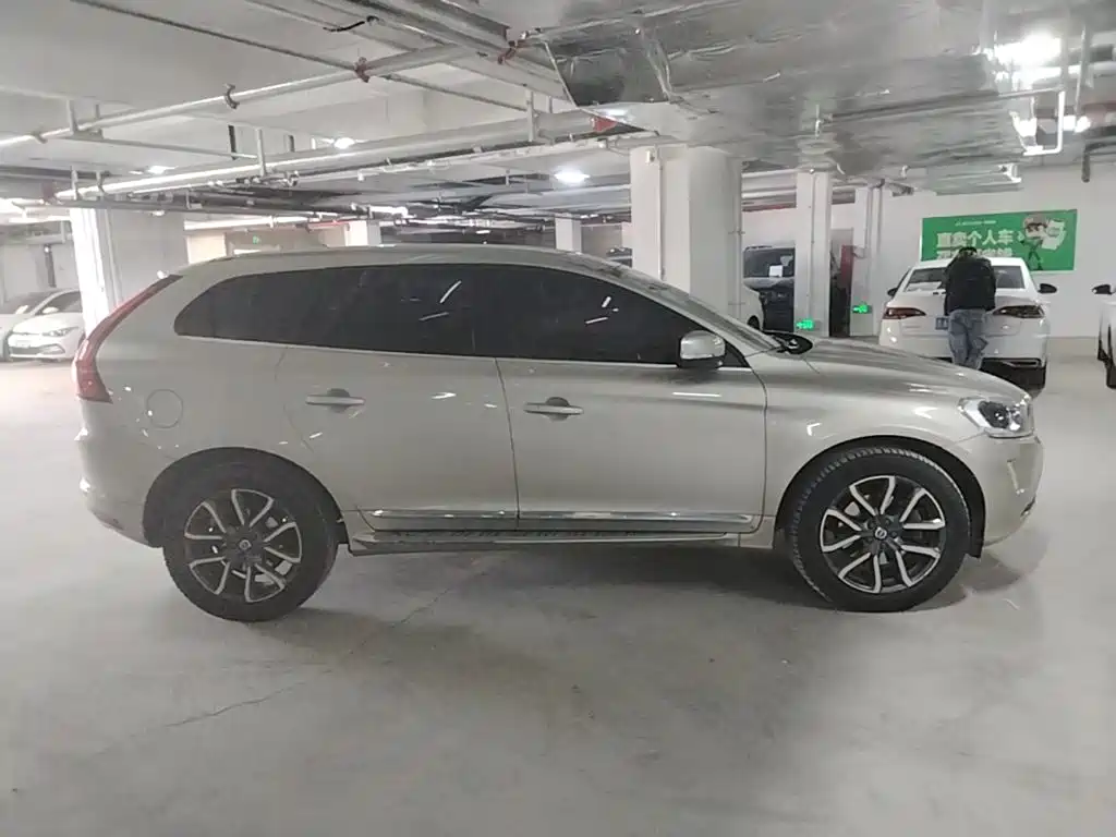 Volvo XC60 — миниатюра 26