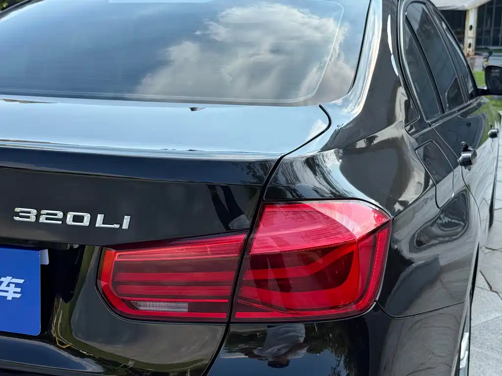 BMW 3 Series — миниатюра 18