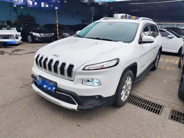 JEEP FREE LIGHT 2016