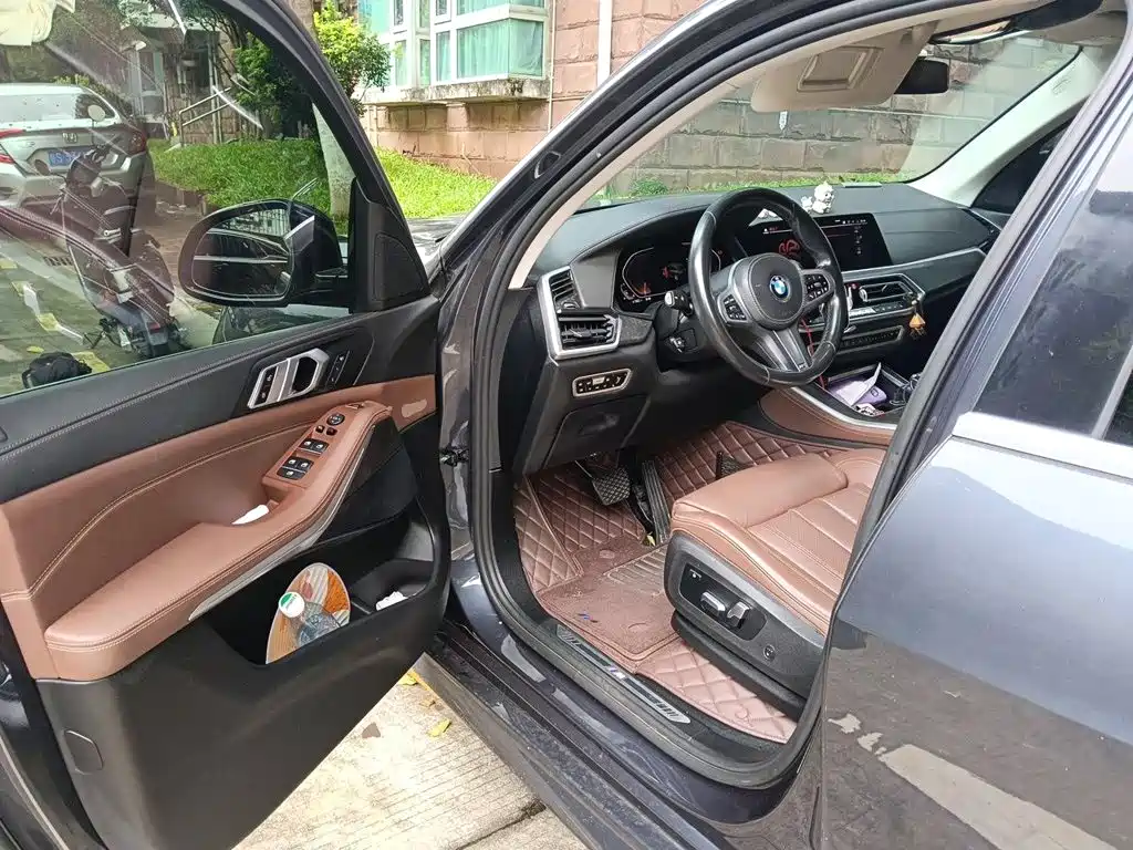 BMW X5 (Import) — миниатюра 12