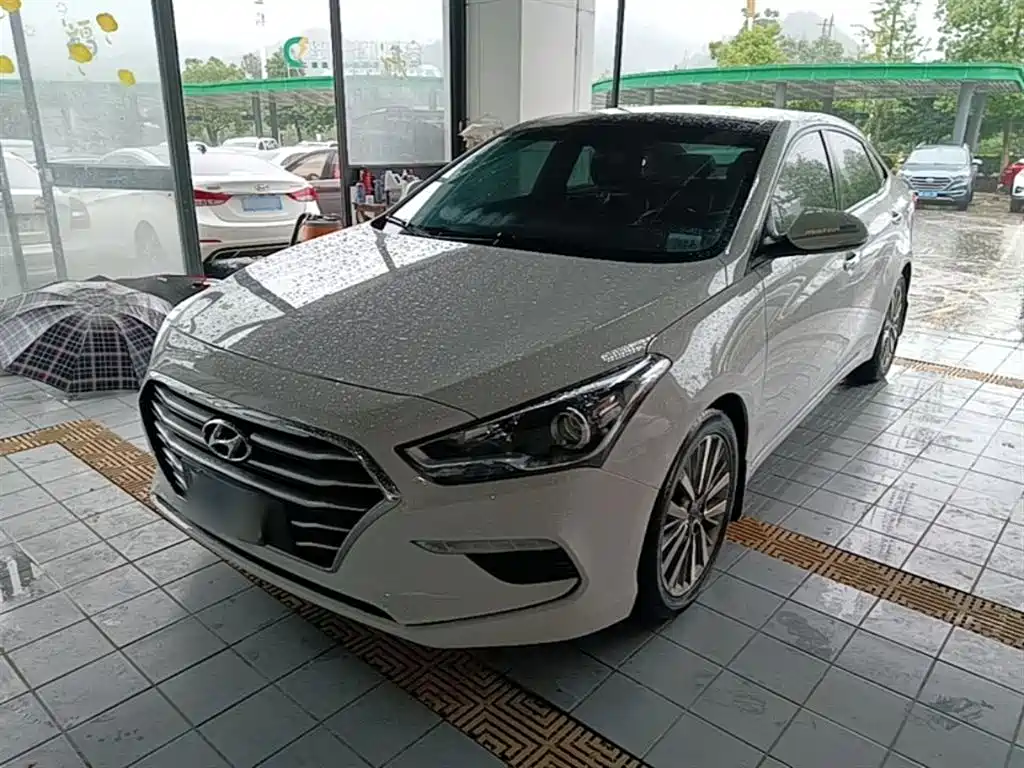 Купить Hyundai Mistra