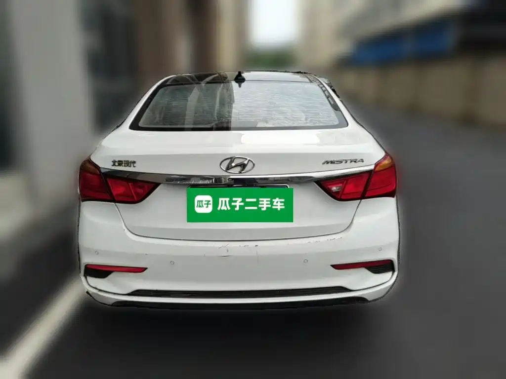 Hyundai Mistra — миниатюра 8