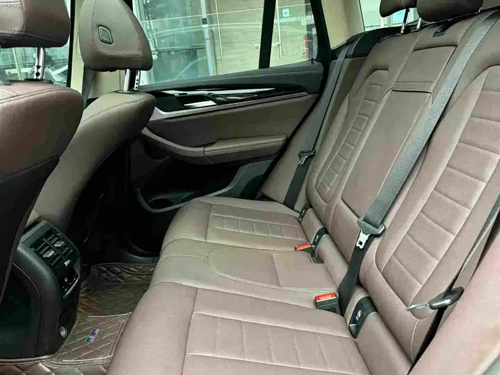 BMW X3 — миниатюра 10