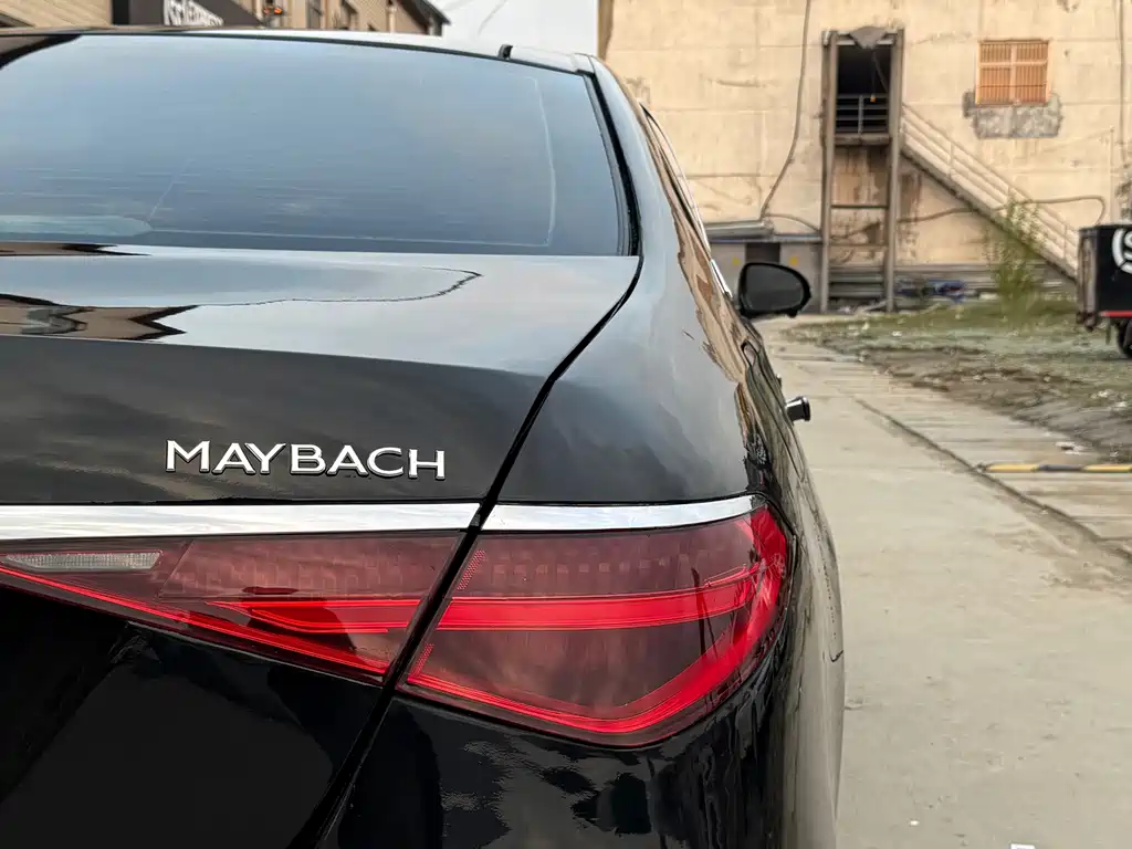 Mercedes-Benz S-Class — миниатюра 7