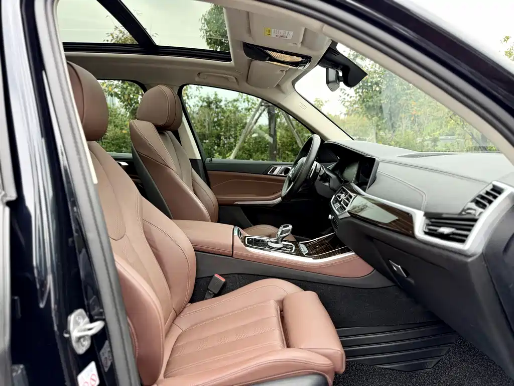 BMW X5 (Import) — миниатюра 16