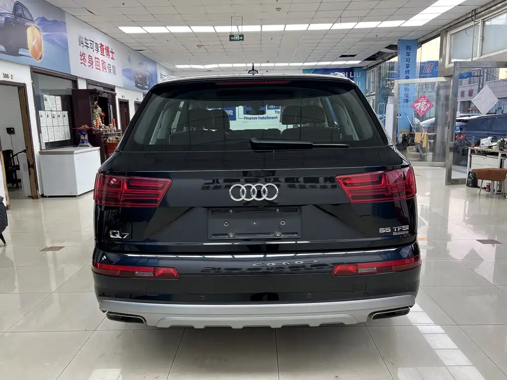 Audi Q7 — миниатюра 4