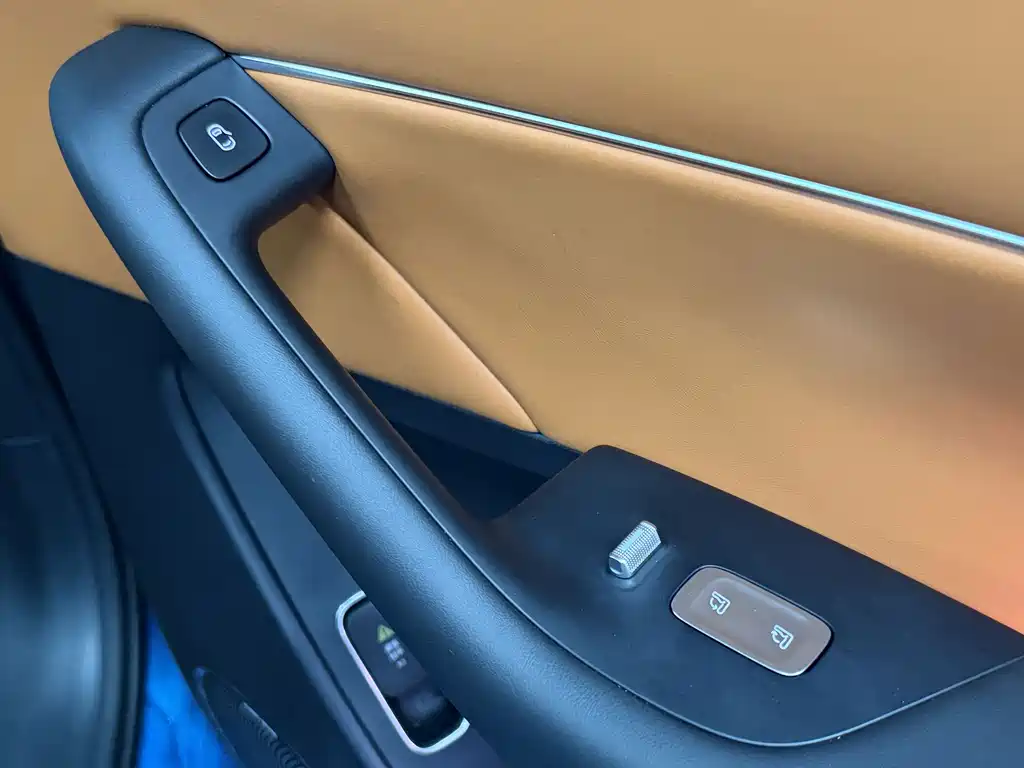 AITO AITO M6 — миниатюра 17