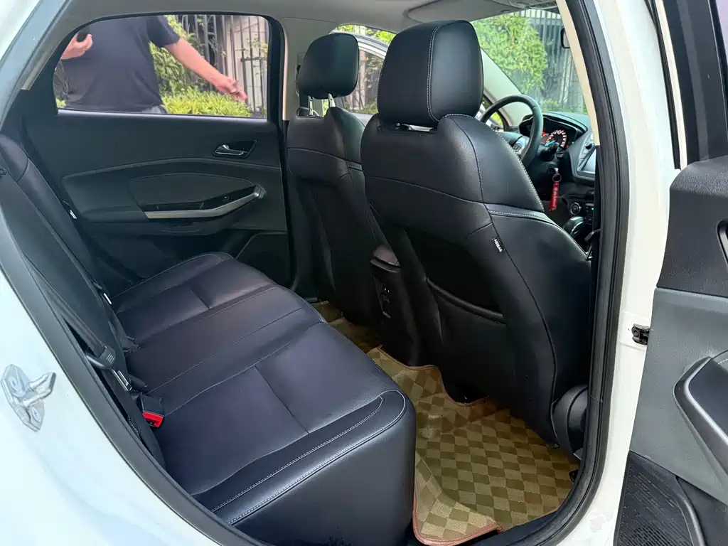 Ford Escort — миниатюра 10