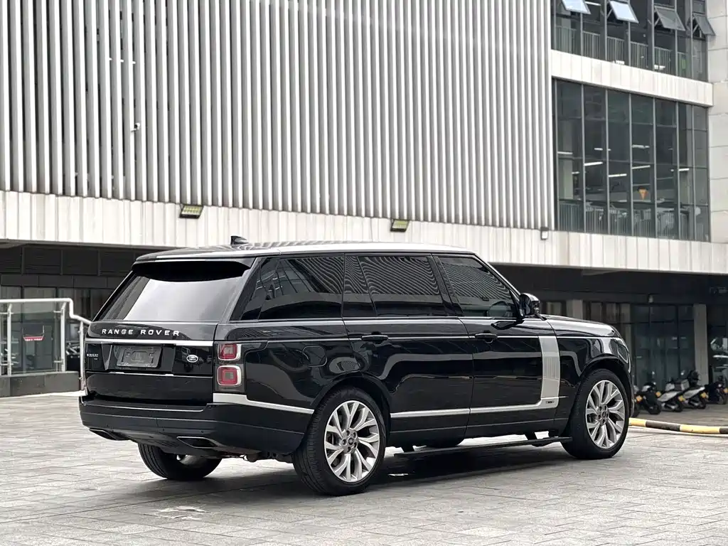 Land Rover Range Rover — миниатюра 4