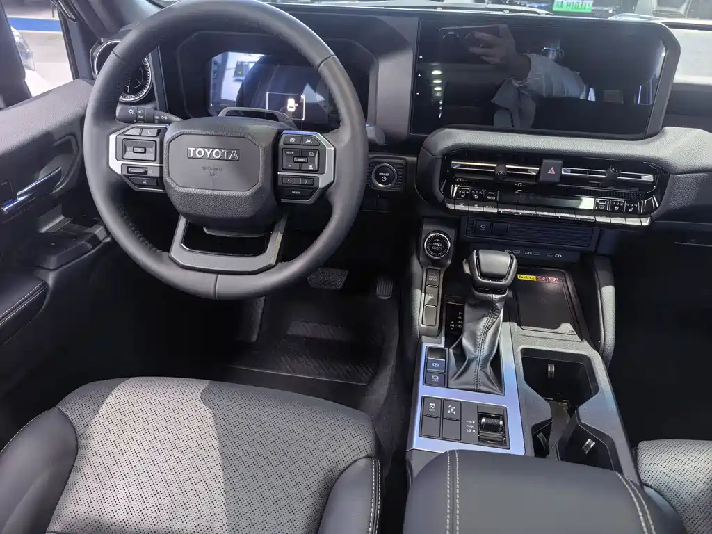 Toyota Prado — миниатюра 3