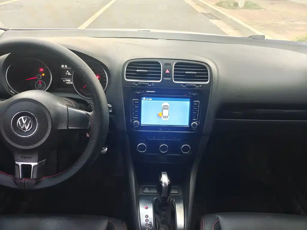 Volkswagen Golf — миниатюра 8