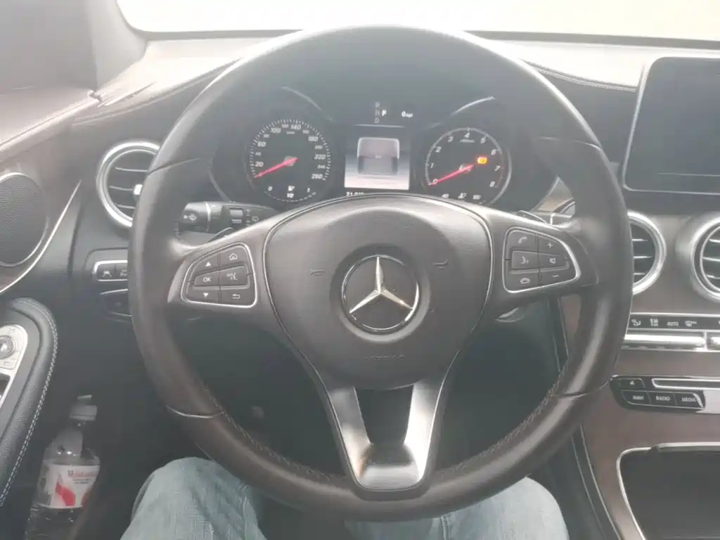 Mercedes-Benz GLC — миниатюра 11