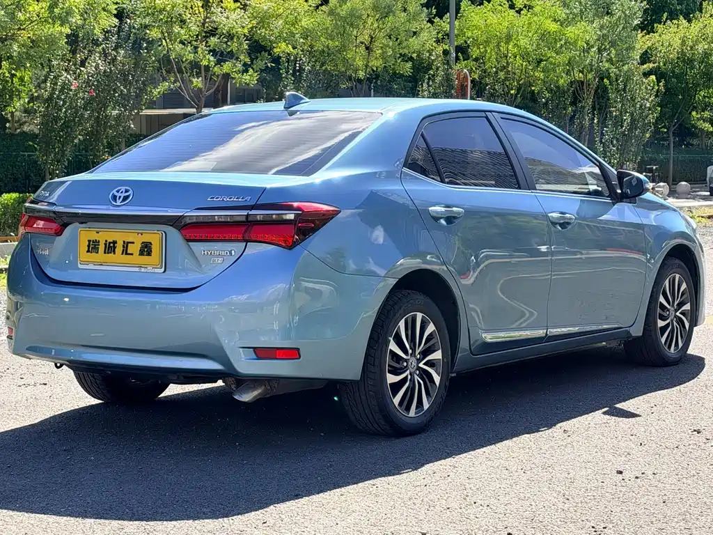 Toyota Corolla — миниатюра 5