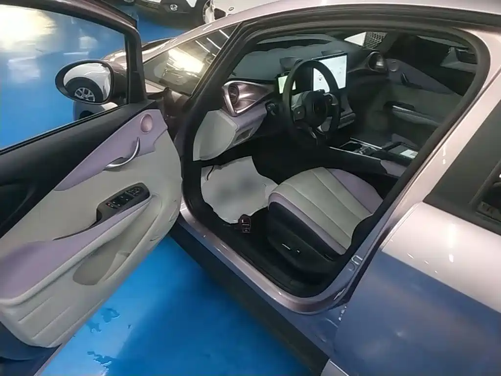 BYD Dolphin — миниатюра 16