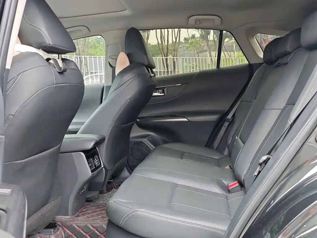 Toyota Harrier — миниатюра 11