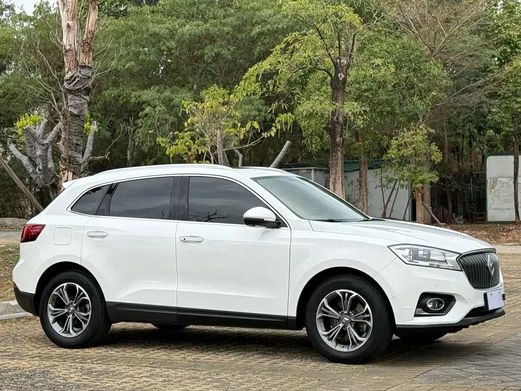 BORGWARD BAOWO BX7