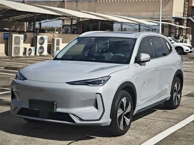 Geely Galaxy E5