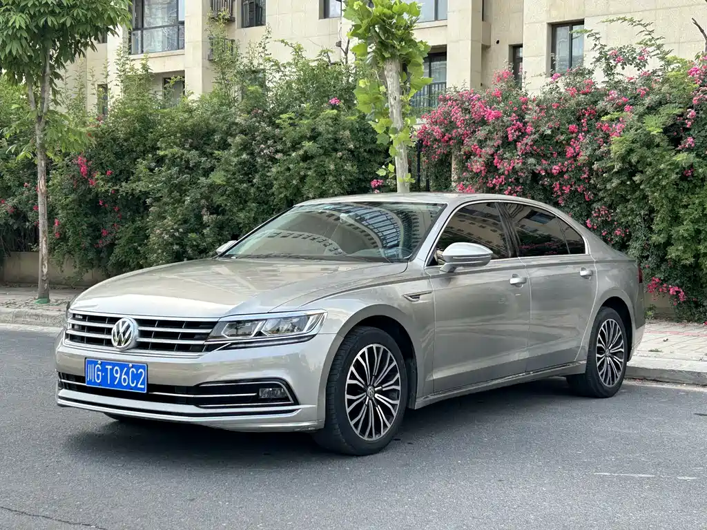 Volkswagen Phideon 2017