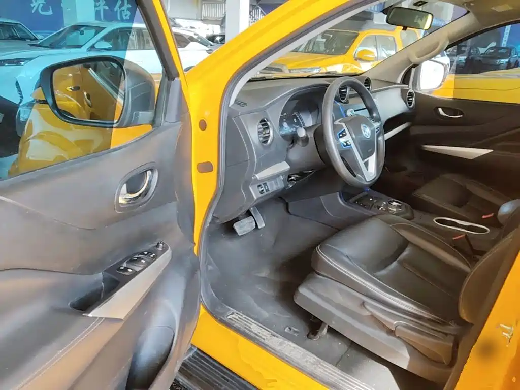 Dongfeng Rich 6 New Energy — миниатюра 16