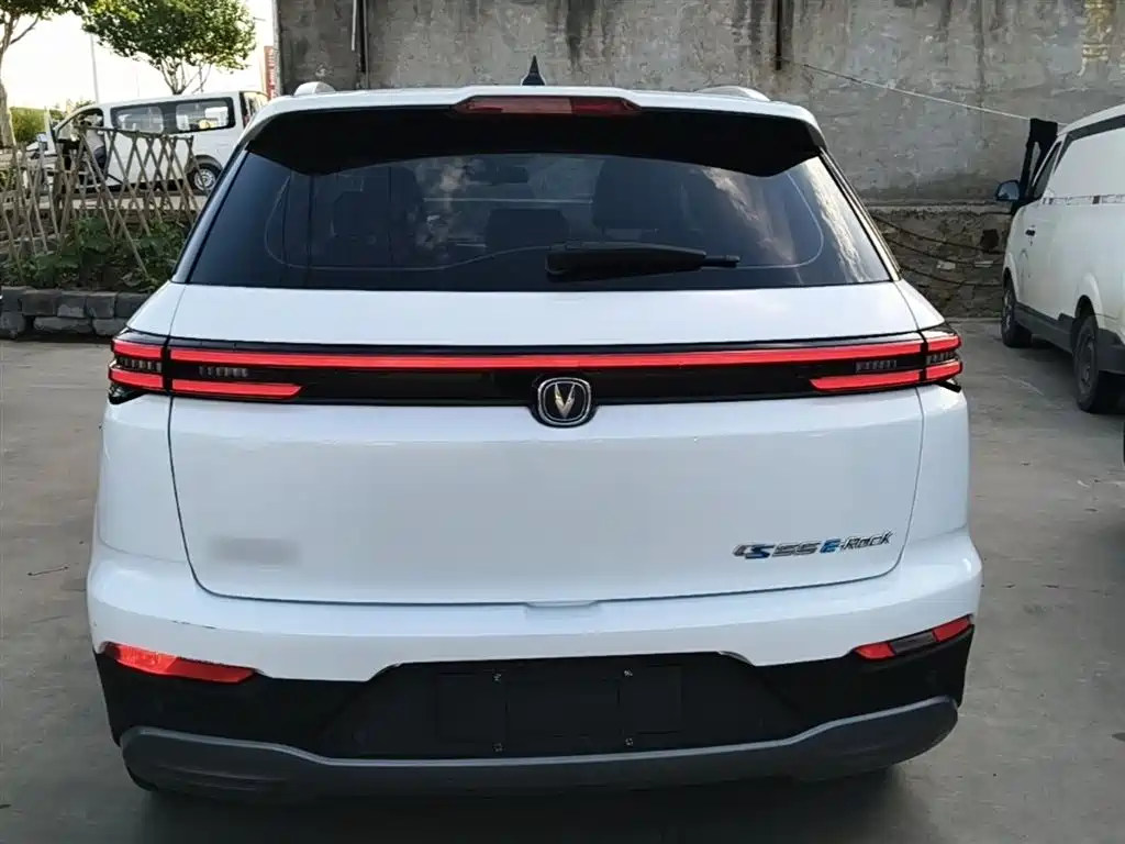 Changan CS55 EV — миниатюра 6