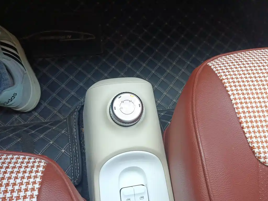 Wuling MINIEV — миниатюра 15