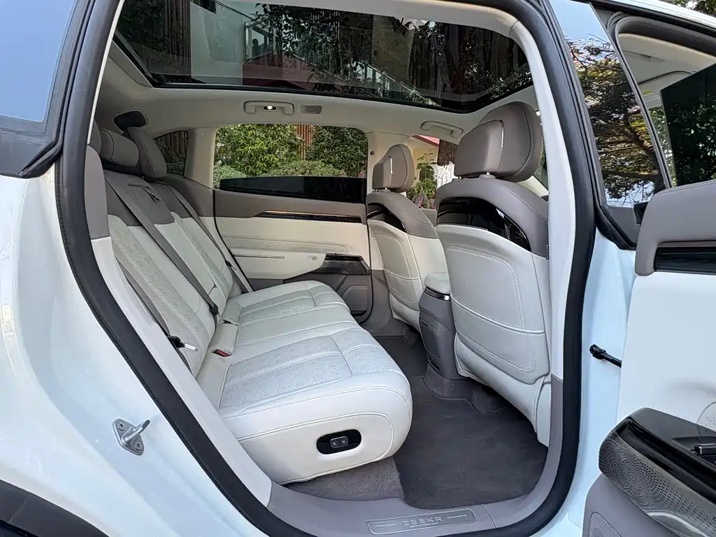 ZEEKR EXTREME KRYPTON 7X