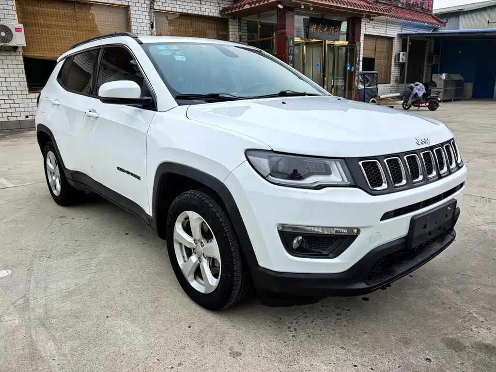 Jeep Compass — миниатюра 3