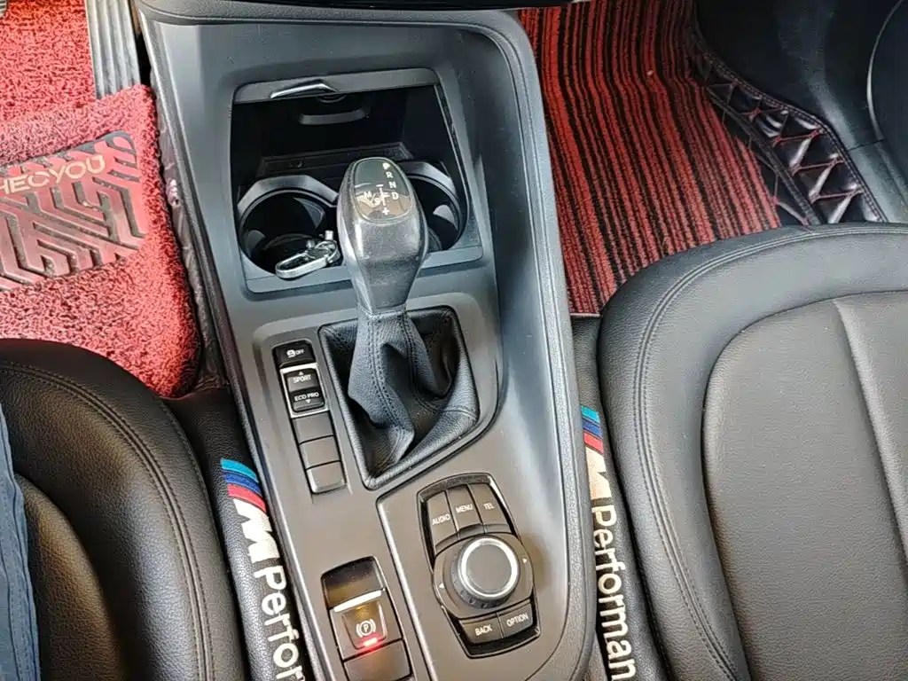 BMW X1 — миниатюра 14