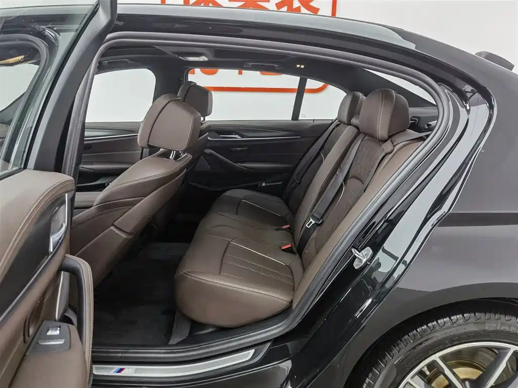 BMW 5 SERIES NEW ENERGY