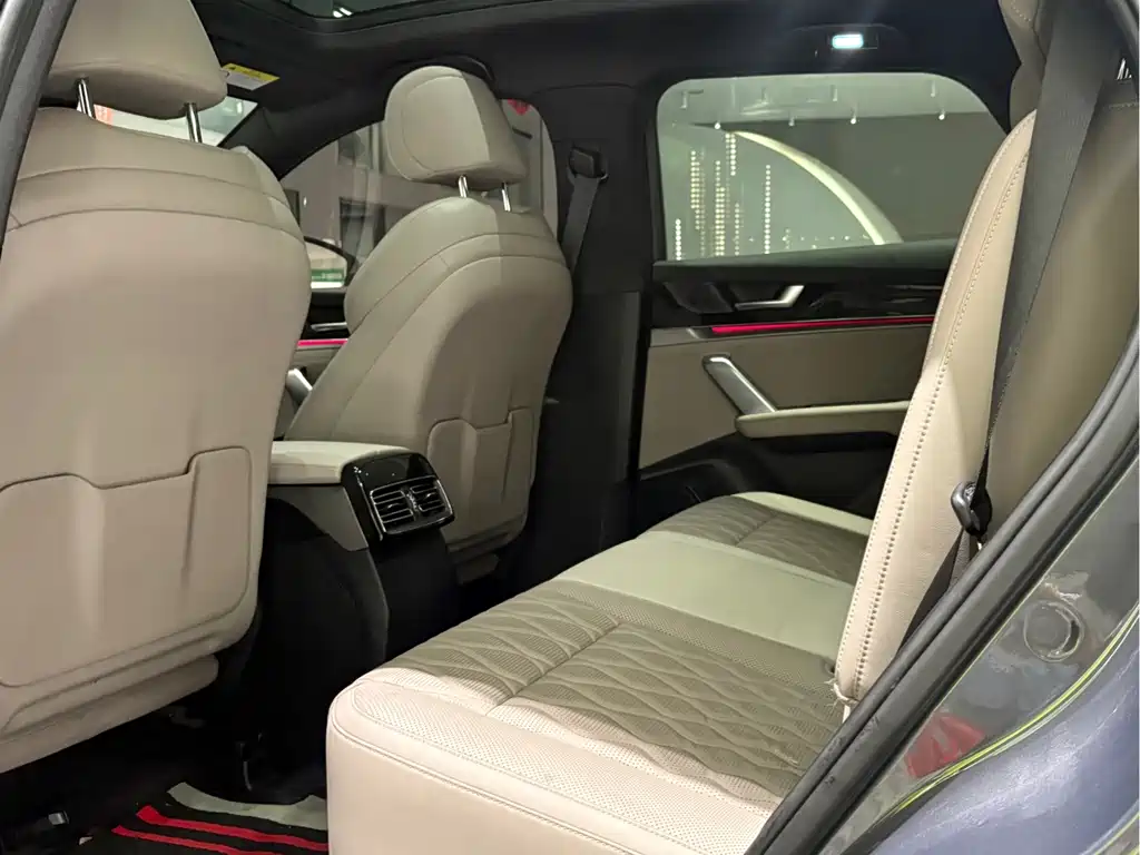 BYD Tang New Energy — миниатюра 7
