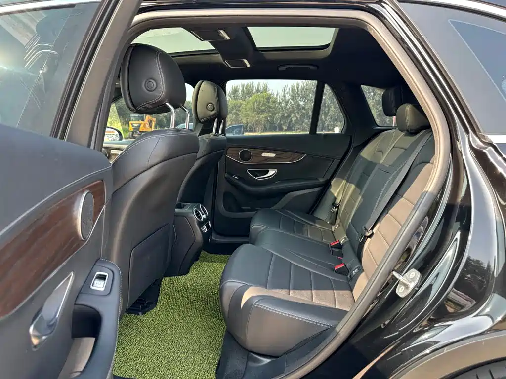 Mercedes-Benz GLC — миниатюра 9