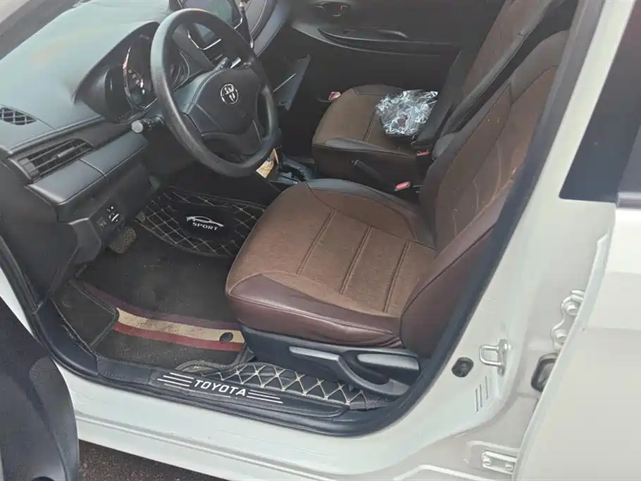 TOYOTA YARIS L ZHIXUAN