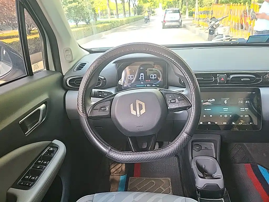 Leapmotor Leapmotor T03 — миниатюра 6